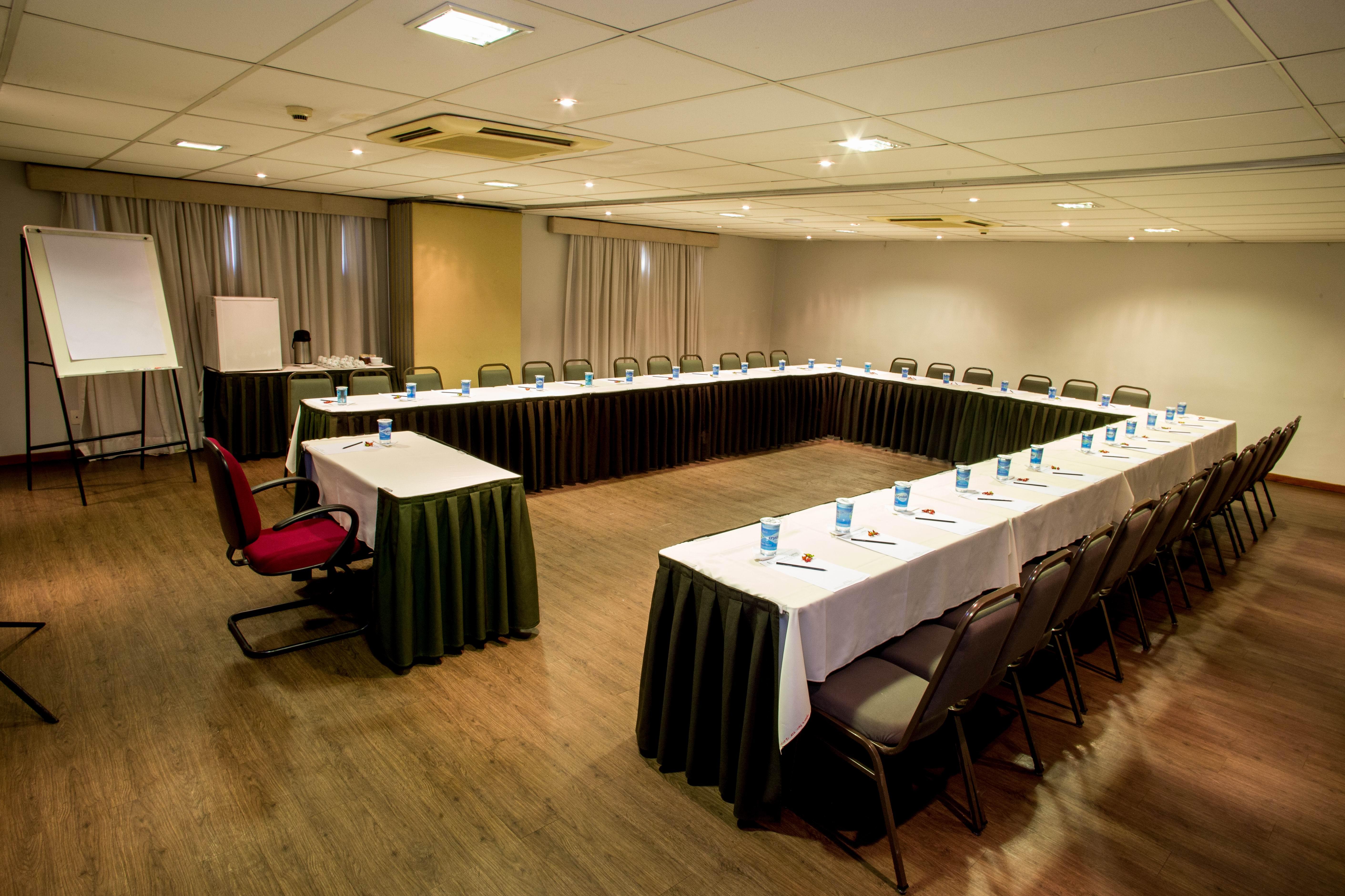 Hotel Golden Park Campinas Viracopos By Nacional Inn Ngoại thất bức ảnh